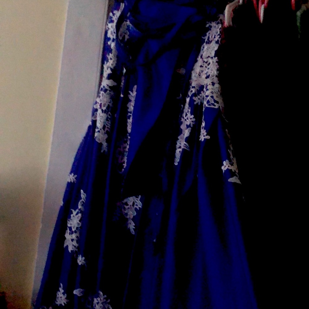 Blue white-laced dress